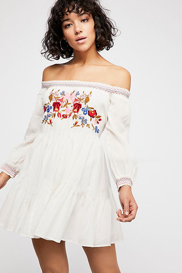 Bohemian Floral Embroidered Shoulder Vacation Dress