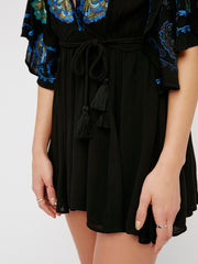 Elegant Seaside Holiday Embroidered Dress