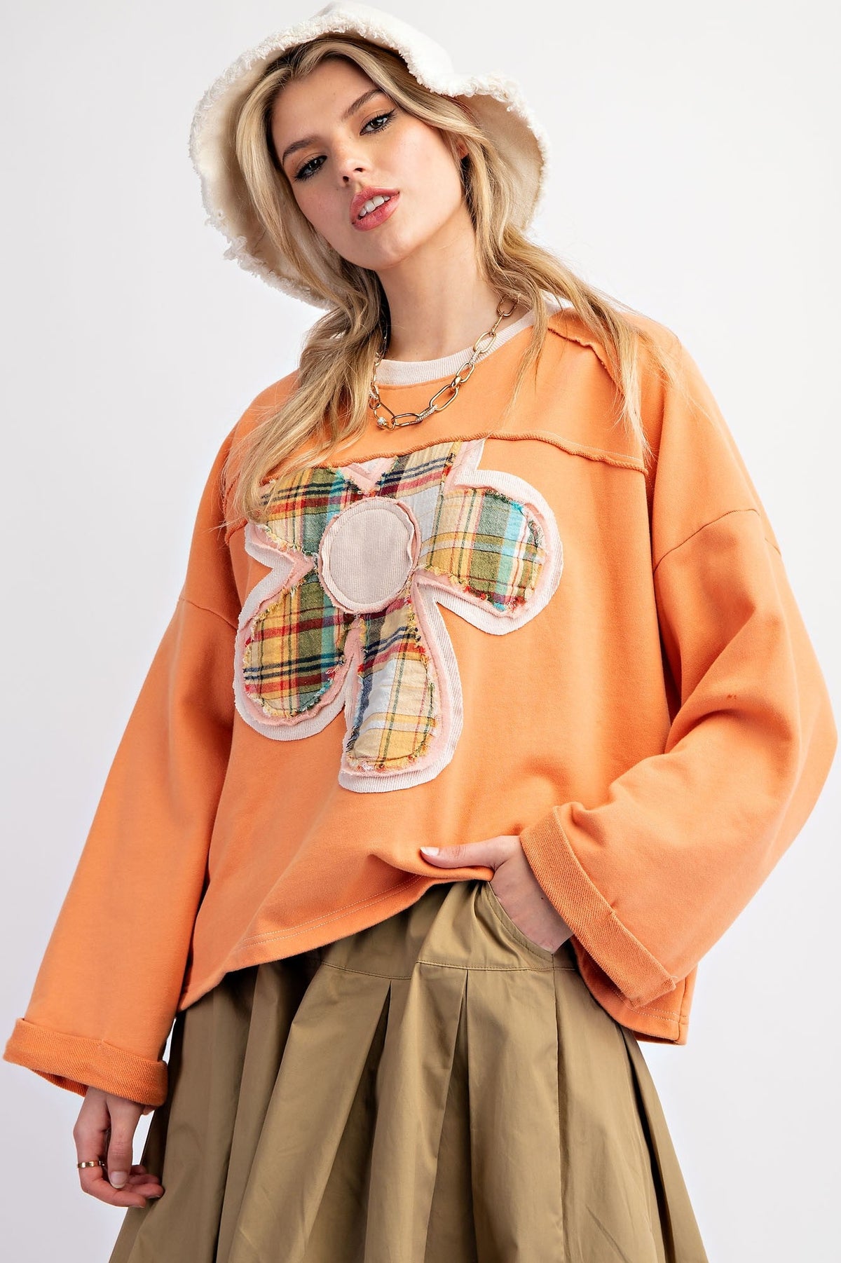 Women Color Blocking Long Sleeve Floral Patch Top