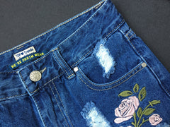 Floral Embroidery Worn Tassels Slim Fit Denim Shorts