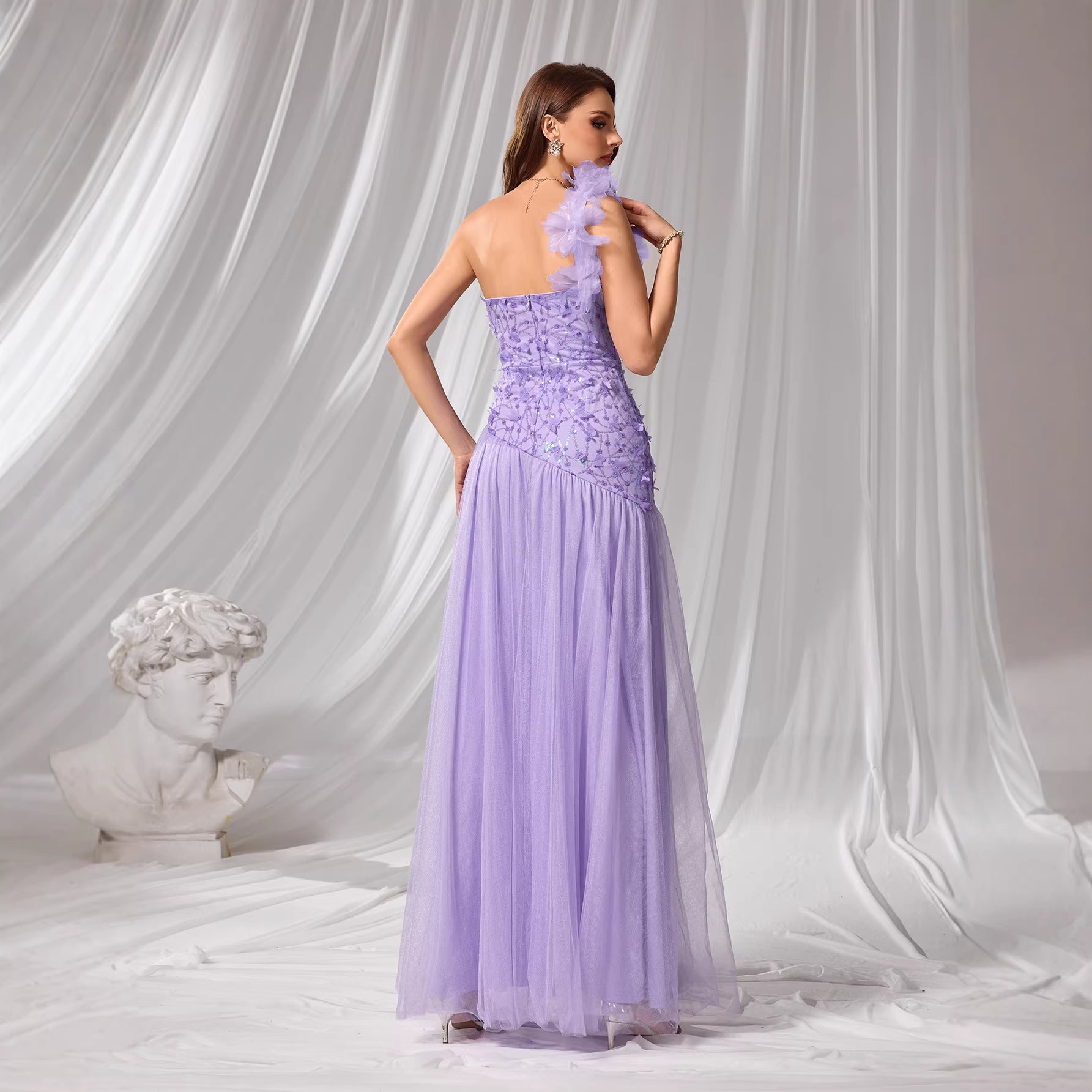 RevChic Étoile – Petal-Mesh Split Shoulder Evening Dress