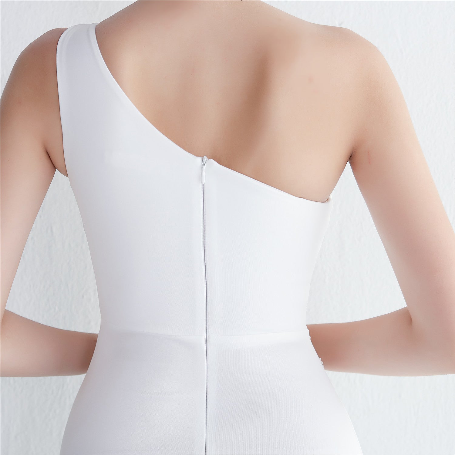 REVCHIC LUXE Elegant One-Shoulder Beaded Fishtail Gown