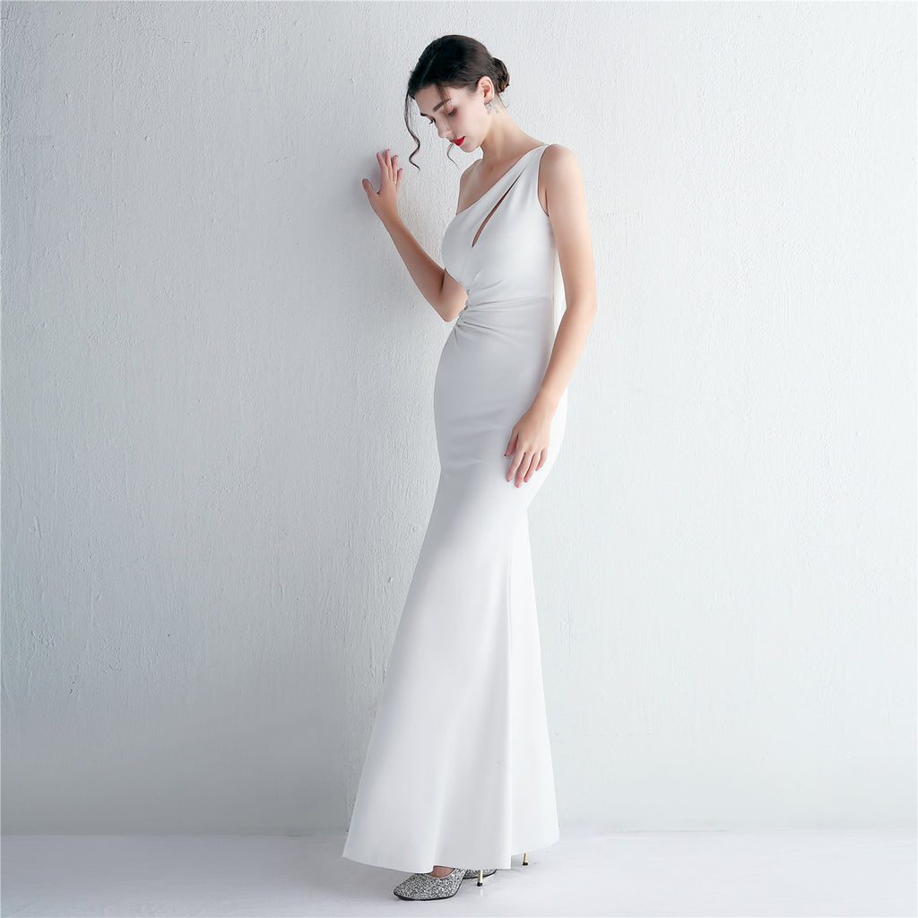 REVCHIC LUXE Elegant One-Shoulder Beaded Fishtail Gown