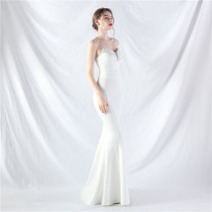 Elegant Sweetheart Satin Beading Formal Dress