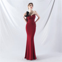 Elegant Sweetheart Satin Beading Formal Dress