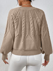 Round Neck Knitted Long Sleeve Twist Sweater