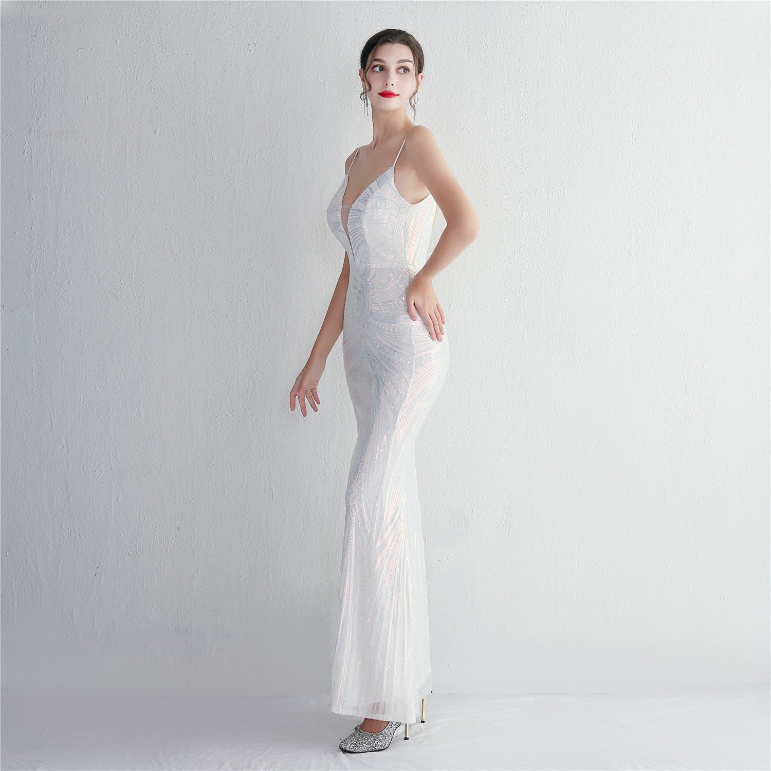 REVCHIC LUXE Elegant V-Neck Floral Sequin Sleeveless Formal Gown