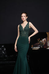 Elegant Lace Diamond Fishtail Evening Dress