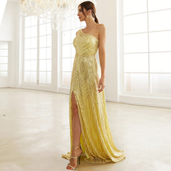 Elegant One Shoulder Sequined Split Evening Dress