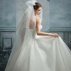 Luxury Exquisite Strapless String Organza Wedding Dress