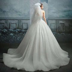 Luxury Exquisite Strapless String Organza Wedding Dress