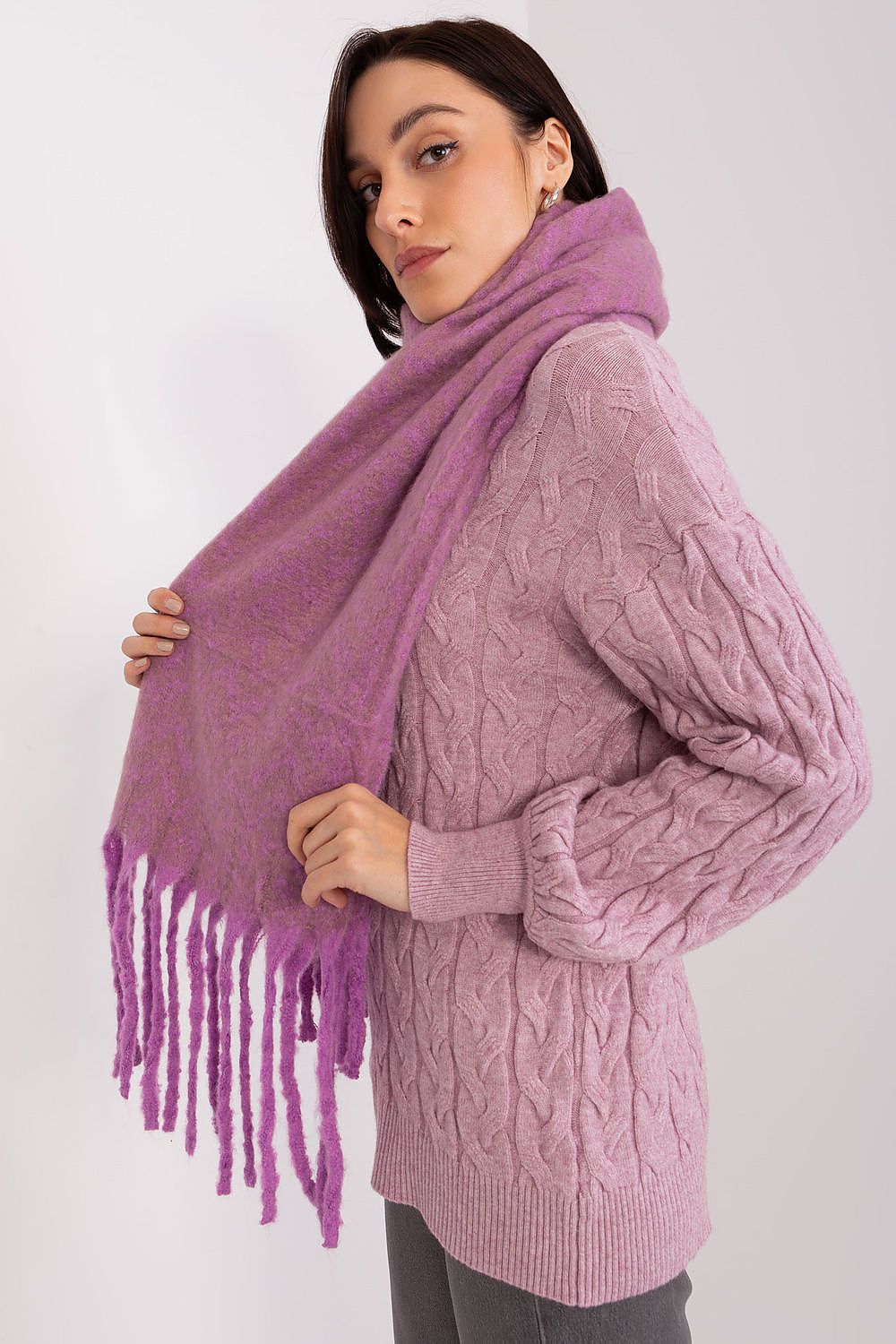 AT Geometric Tassel Scarf Secondary image
