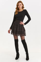 Decorative ruffles black mini skirt