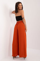 High waist fabric pants in the style of swedes and palazzos