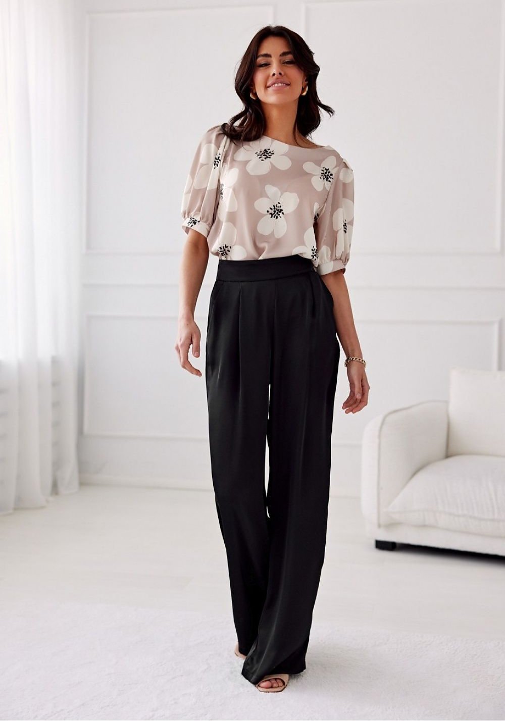 Women delicate satin wide legs pants