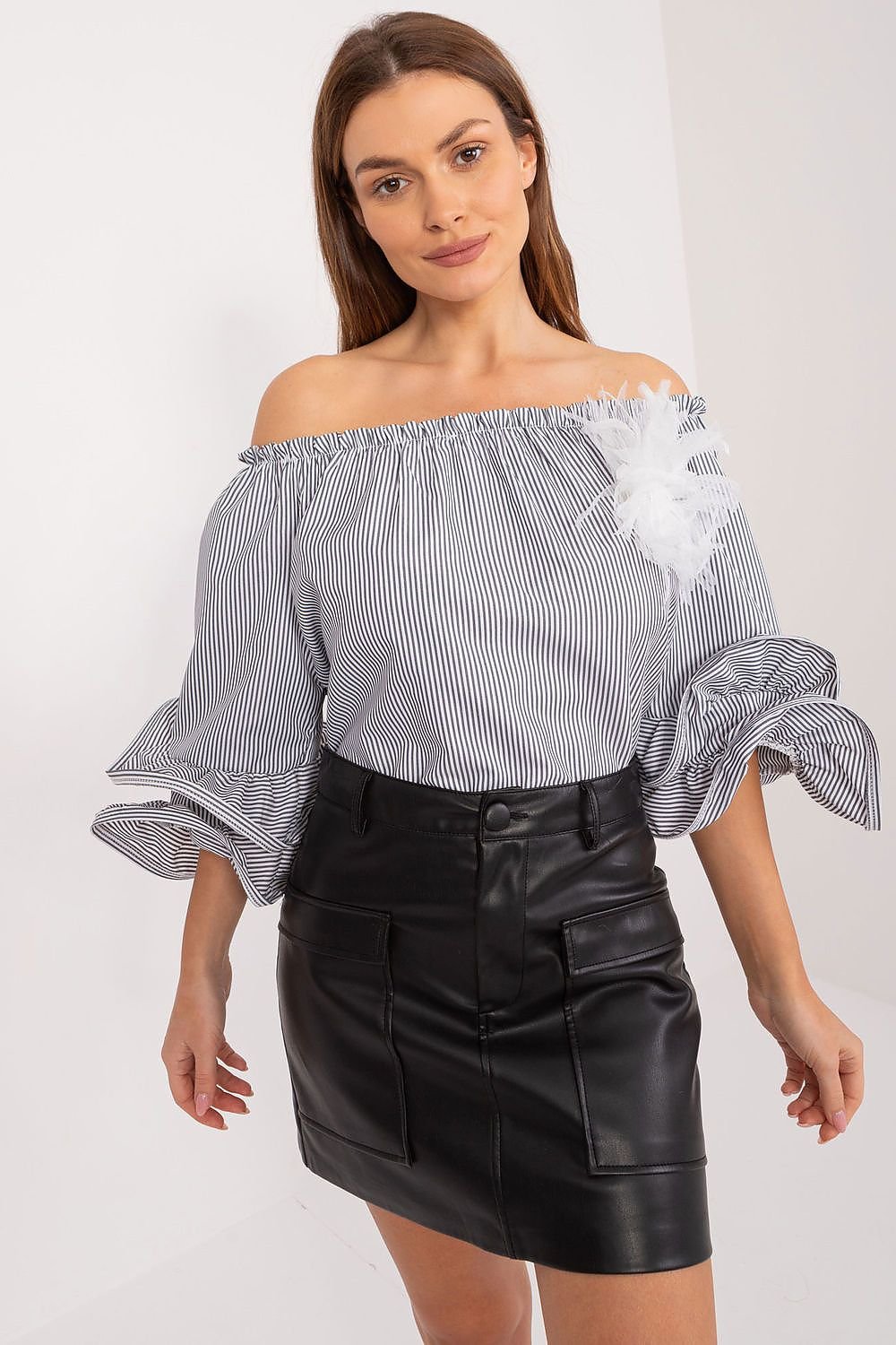 Spanish-style neck casual style blouse