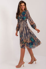 Flared cut colorful print long sleeve daydress