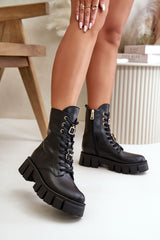 Women's ankle boots with fashionable buckles