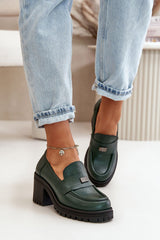 Column shaped heel low leather shoes