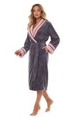 Elegant collar grey bathrobe