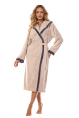 Loose comfortable cut with a hood bathrobe