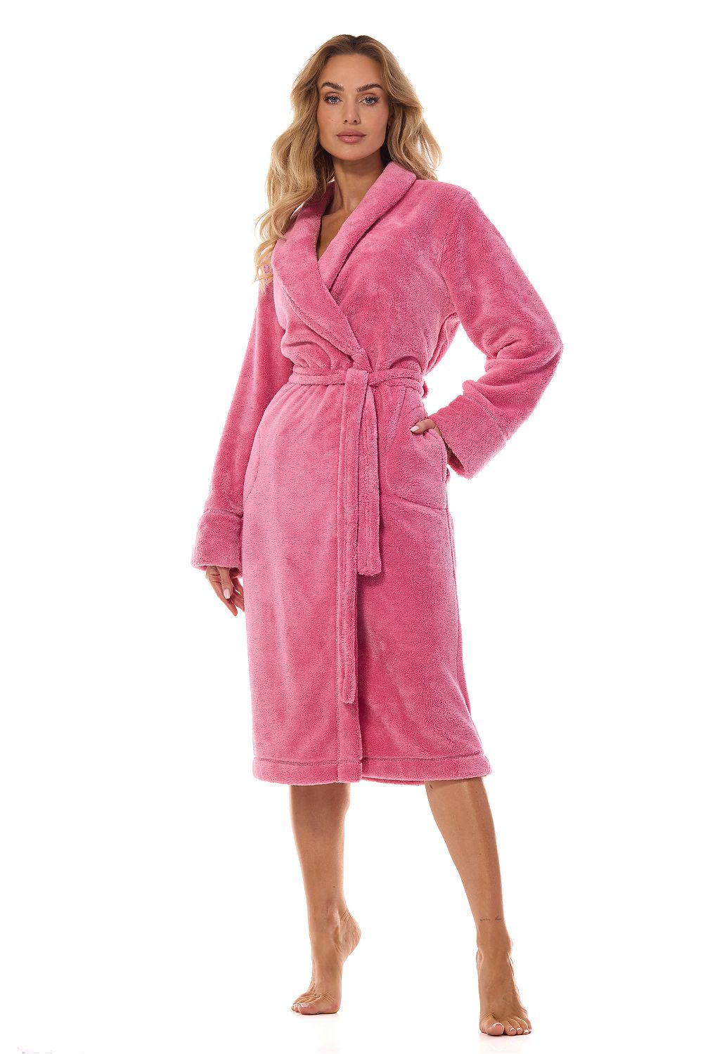 Pink  knee-length bathrobe