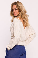 Short sweater made of ribbed yarn