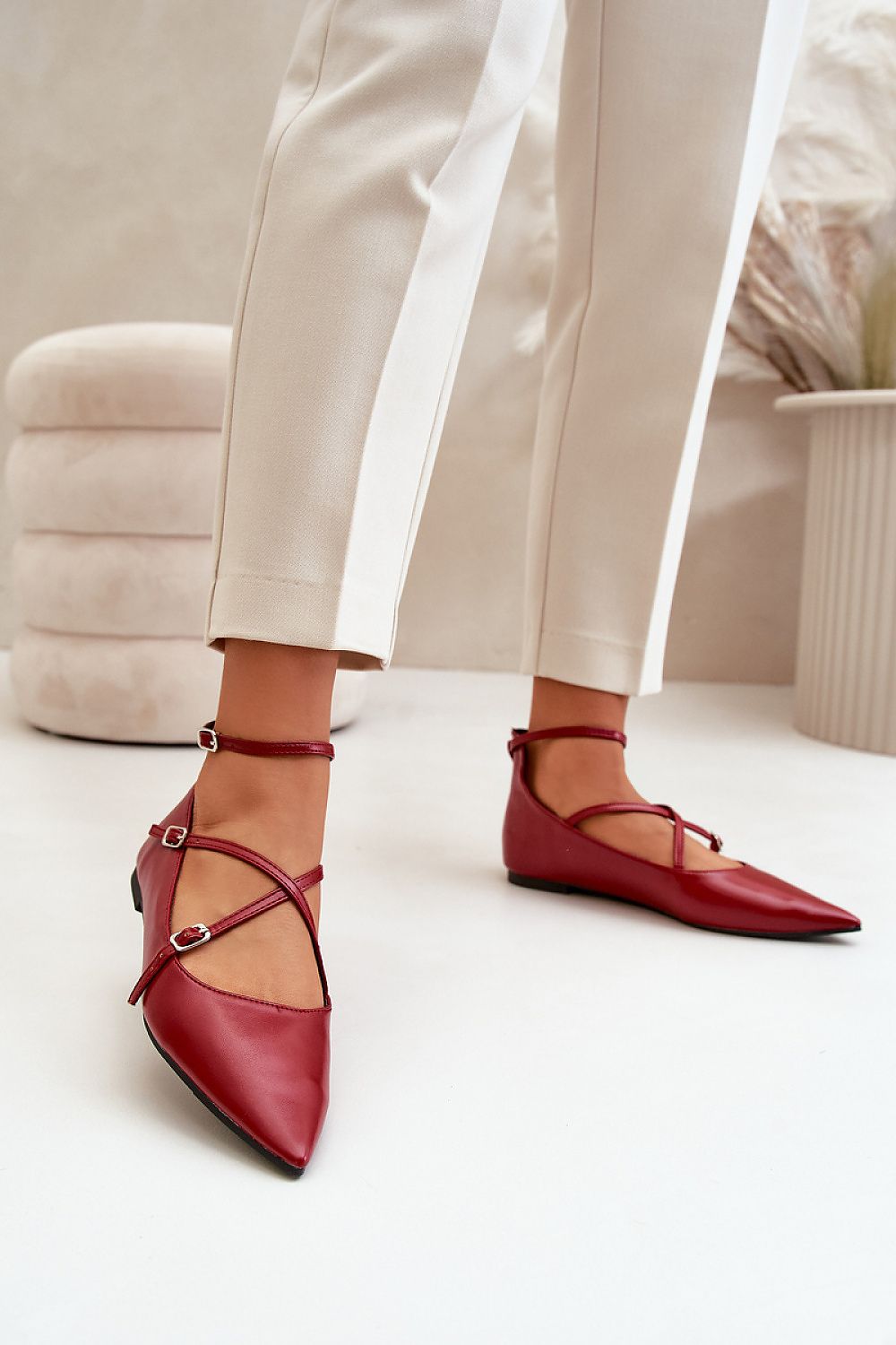 Pointed toes eco-leather ballet flats