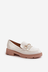 Classic flat heel mocassins