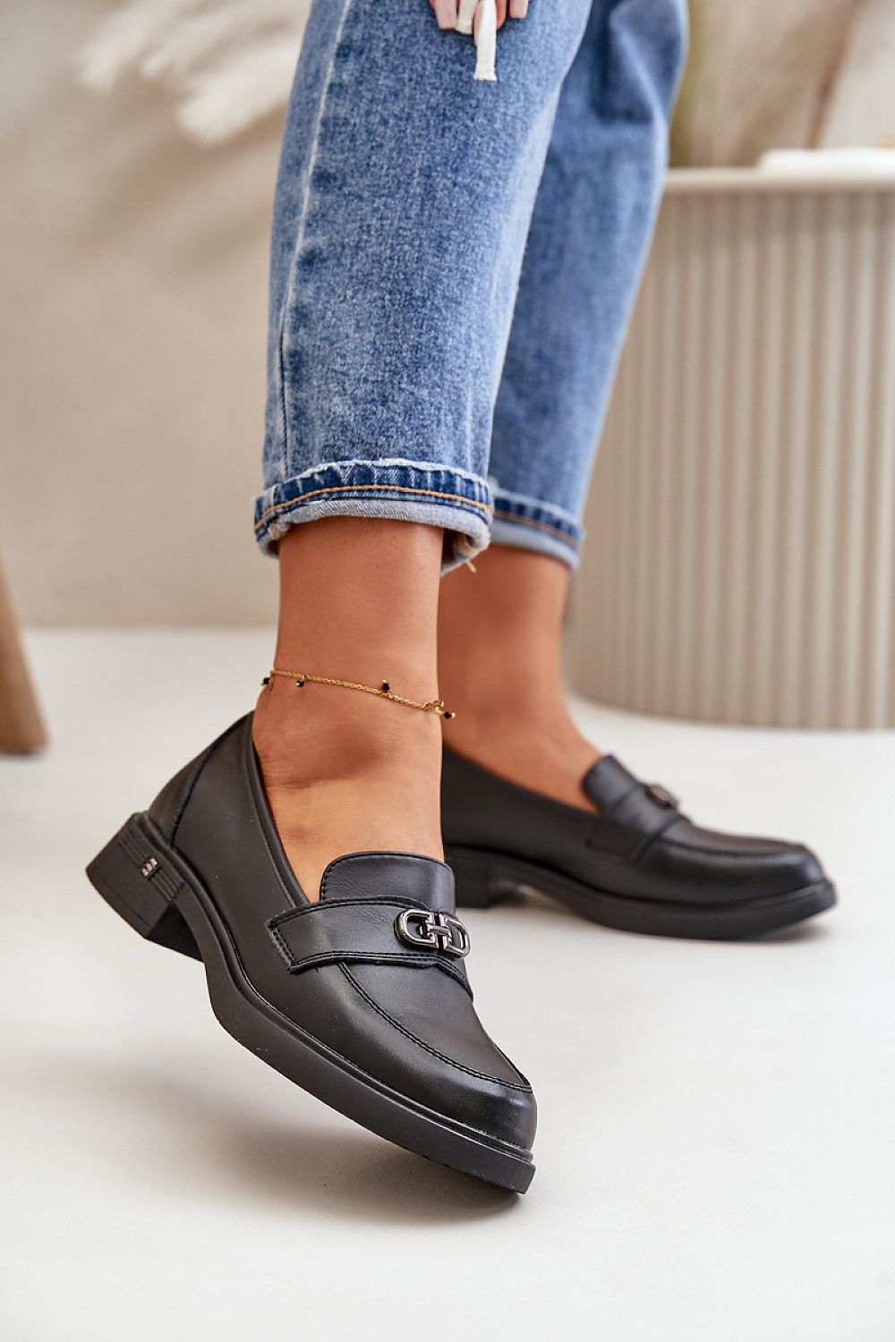 Classic flat heel moccasins