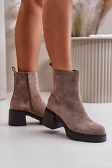 Women's stable heel ankle boots