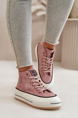 Women's sneakers with solid rubber sole