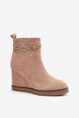 Extremely elegant buskin boots