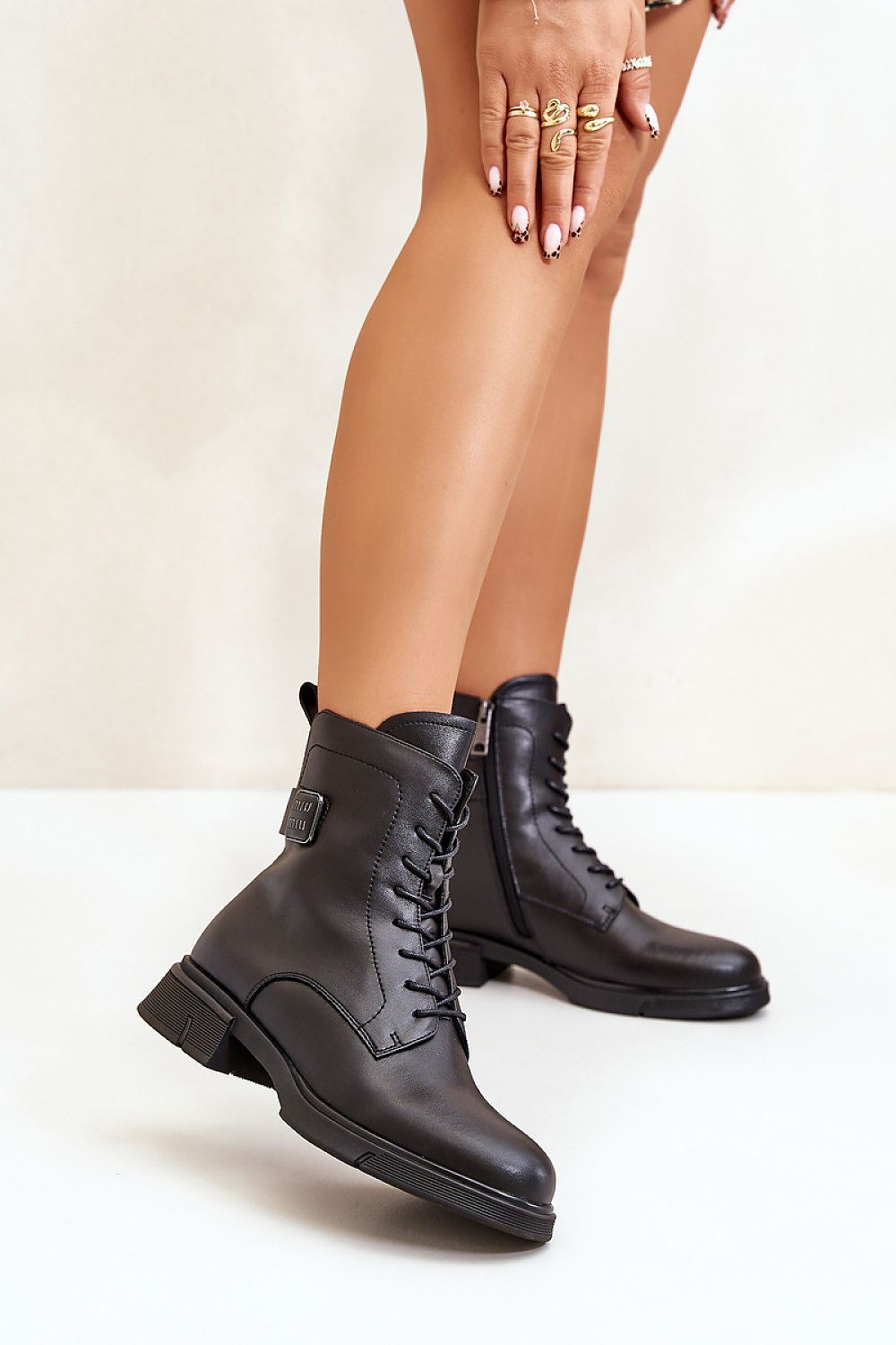 Natural leather black heel boots