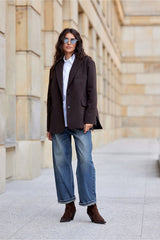 Long sleeves loose-fitting blazer