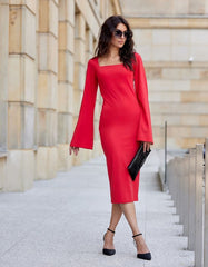 Elegant flared elongated sleeves daydress