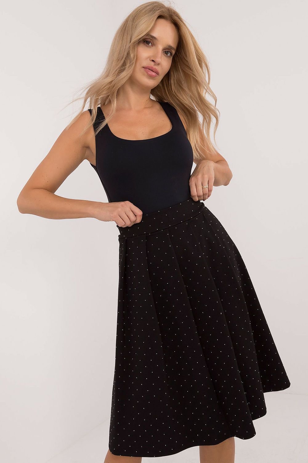 Elegant knee-length formal midi skirt