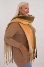  Shawl model 200283 AT 