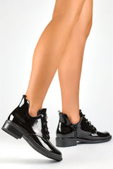 PRIMO Black patent leather boots