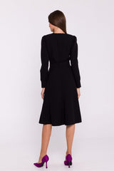 Elegant long sleeves flared cut daydress