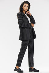 Elegant jacket with a loose striped cut.