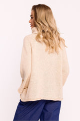 Oversized pullover sweater with a loose fit