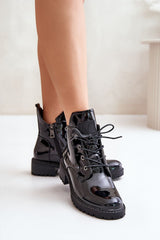 Low stable heel black boots