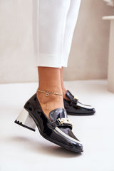 Block heeled leather low shoes