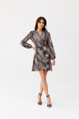 Long sleeves patterned fabric short dress