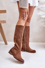 Classic cut knee-hight Boots