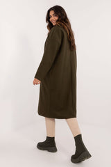 Single-breasted button closure coat