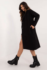 Single-breasted button closure coat