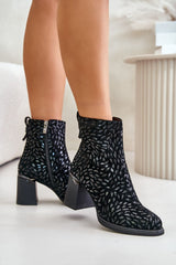 Elegant natural suede heel boots