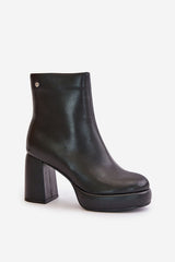 Smooth black leather heel boots